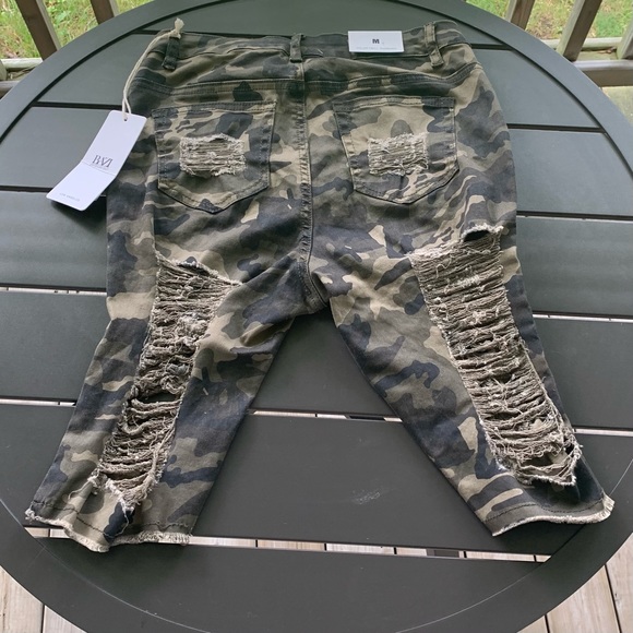 AMERICAN BAZI OLIVE GREEN BROWN CAMPO PRINT DOUBLE SIDED DISTRESSED SHORTS - Picture 13 of 13